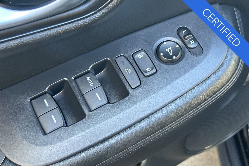 Certified 2025 Honda HR-V LX image 12