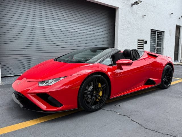 Used 2021 Lamborghini Huracan EVO RWD image 1