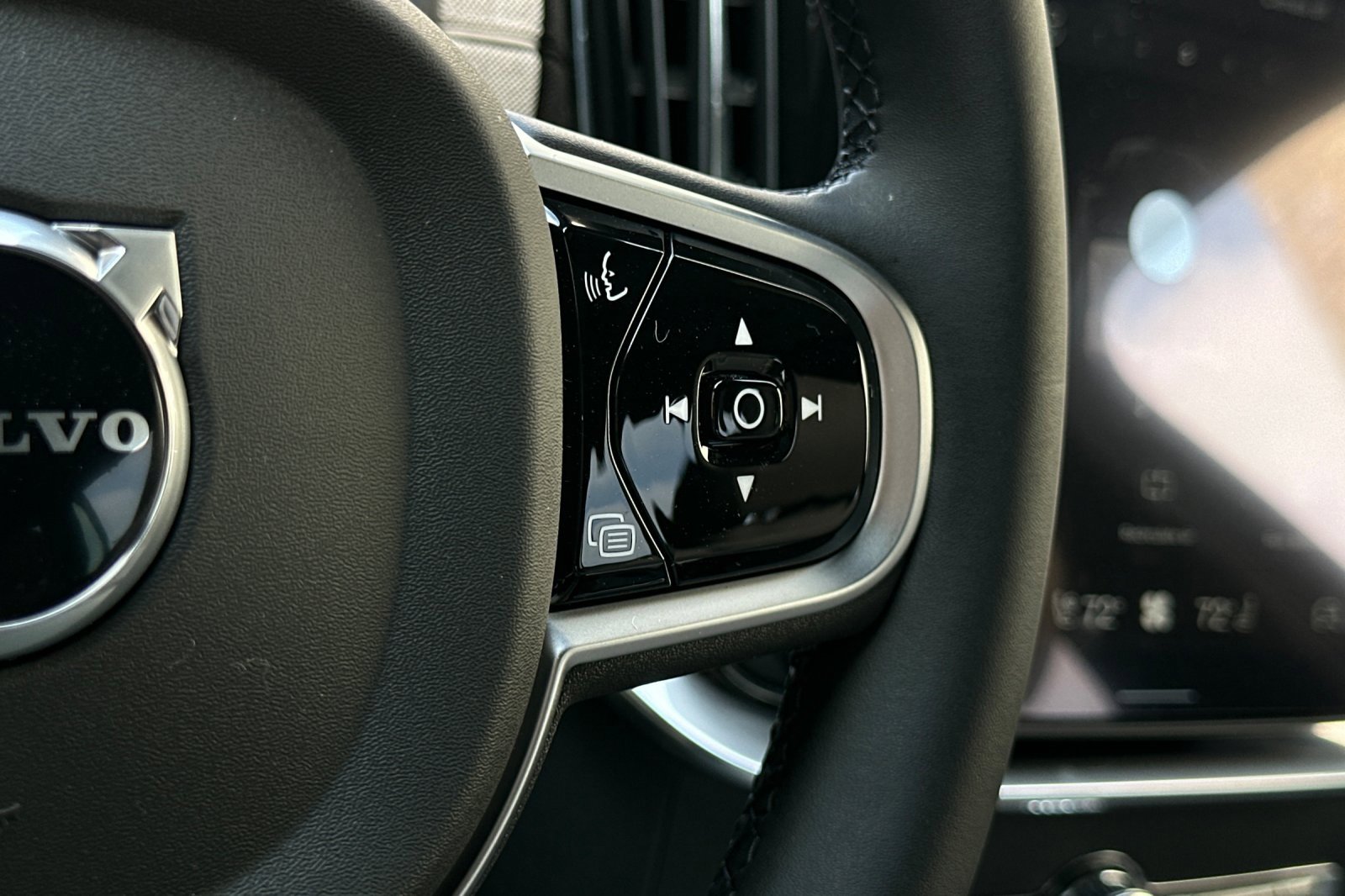 New 2026 Volvo XC90 T8 Ultra image 30