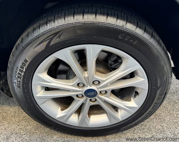 Used 2019 Ford Escape SEL image 28