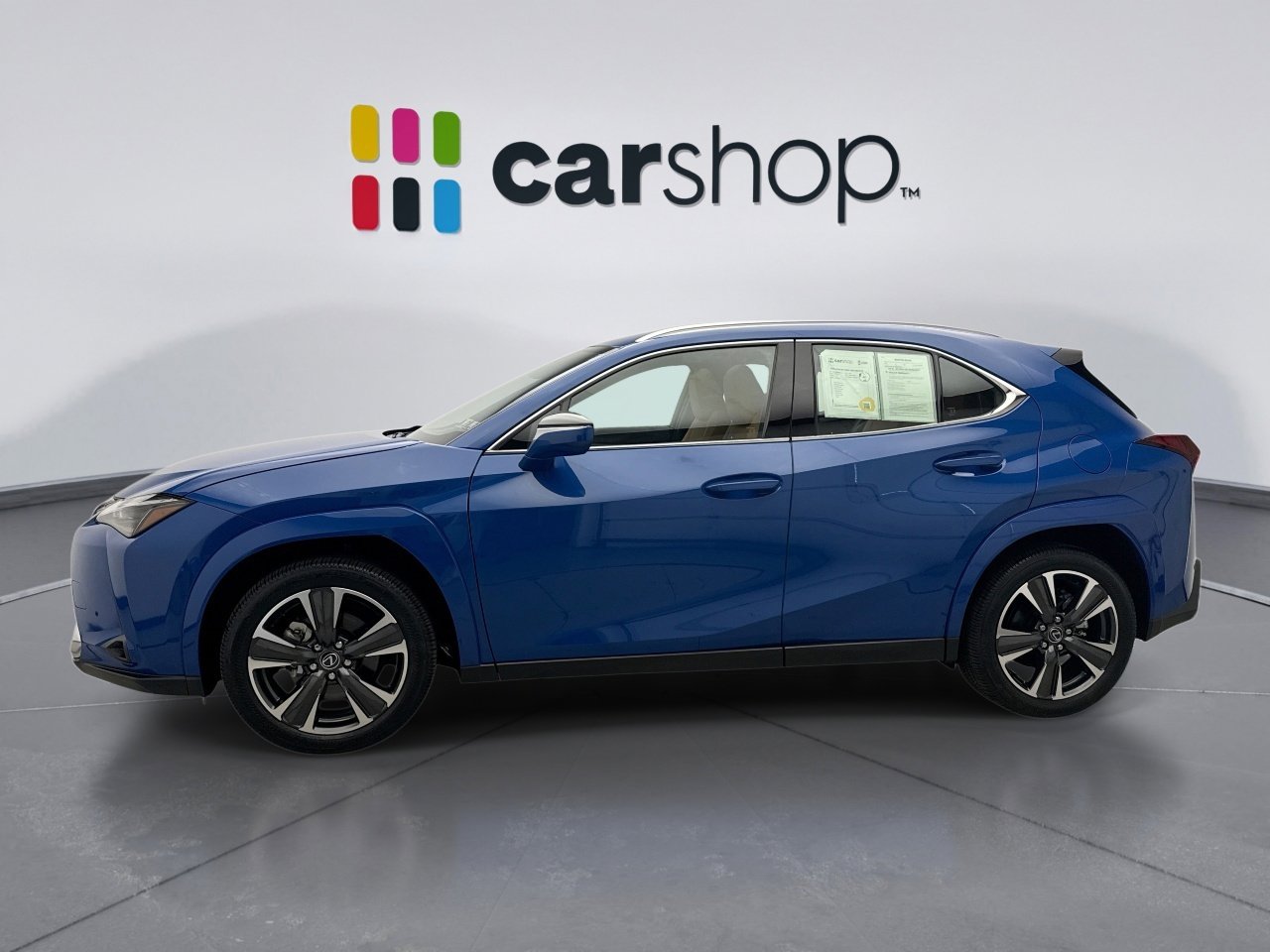 Used 2025 Lexus UX 300h AWD w/ Accessory Package (Z1) image 2