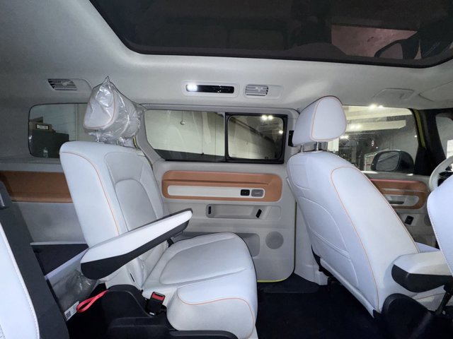 New 2025 Volkswagen ID. Buzz 1st Edition image 34