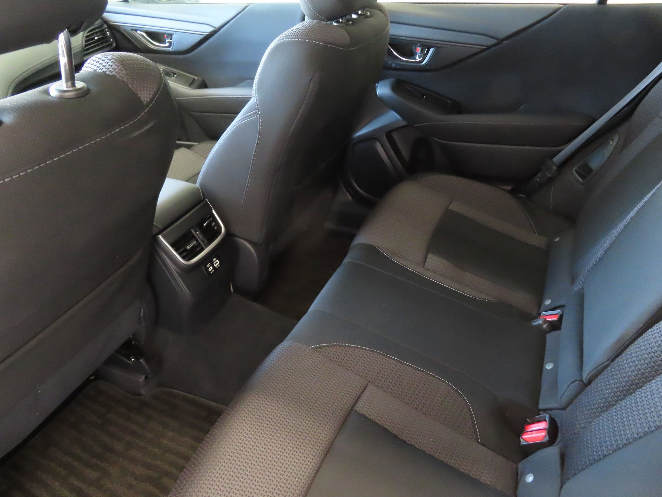 Certified 2025 Subaru Outback Premium AWD/4WD image 25