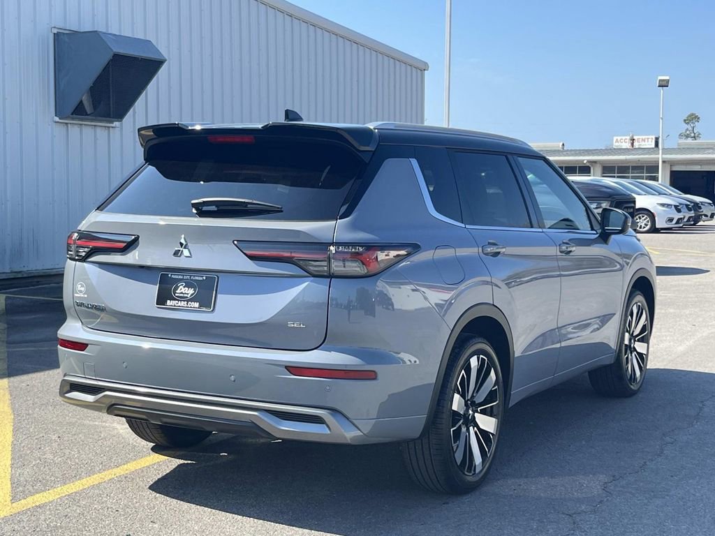 New 2026 Mitsubishi Outlander SEL FWD image 5