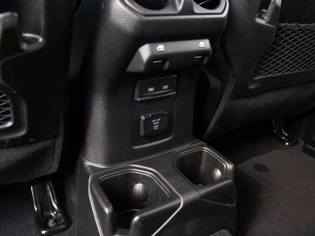 Used 2025 Jeep Wrangler Unlimited Rubicon image 25