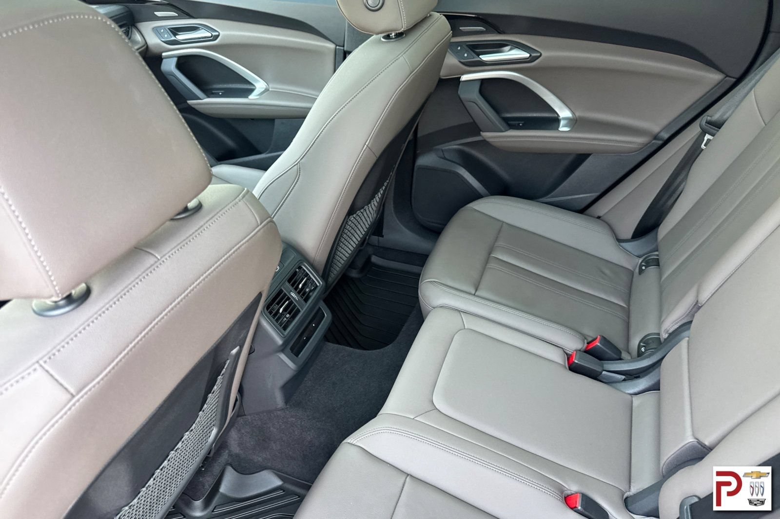 Used 2025 Audi Q5 Premium Plus AWD/4WD image 13