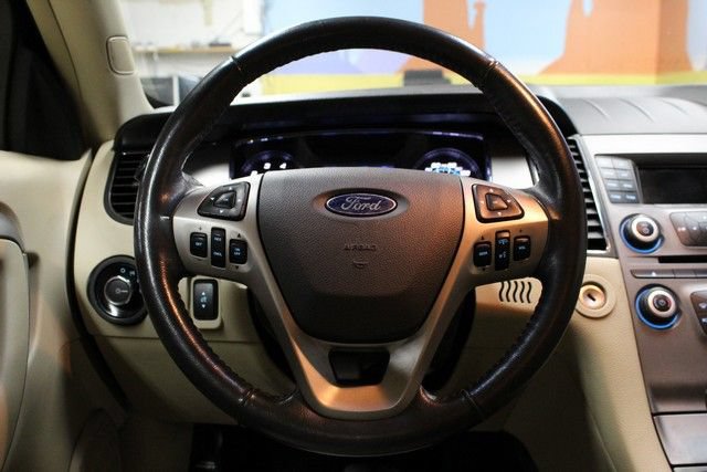Used 2014 Ford Taurus SEL FWD image 20