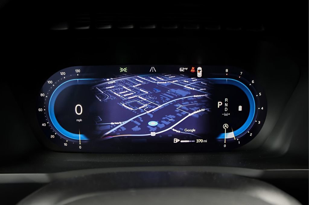 New 2025 Volvo XC90 B6 Core w/ Protection Package image 15