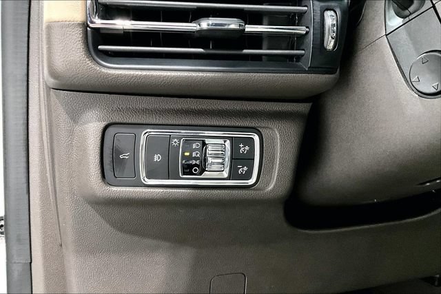 Used 2020 Lincoln Corsair Reserve w/ Equipment Group 201A AWD/4WD image 46