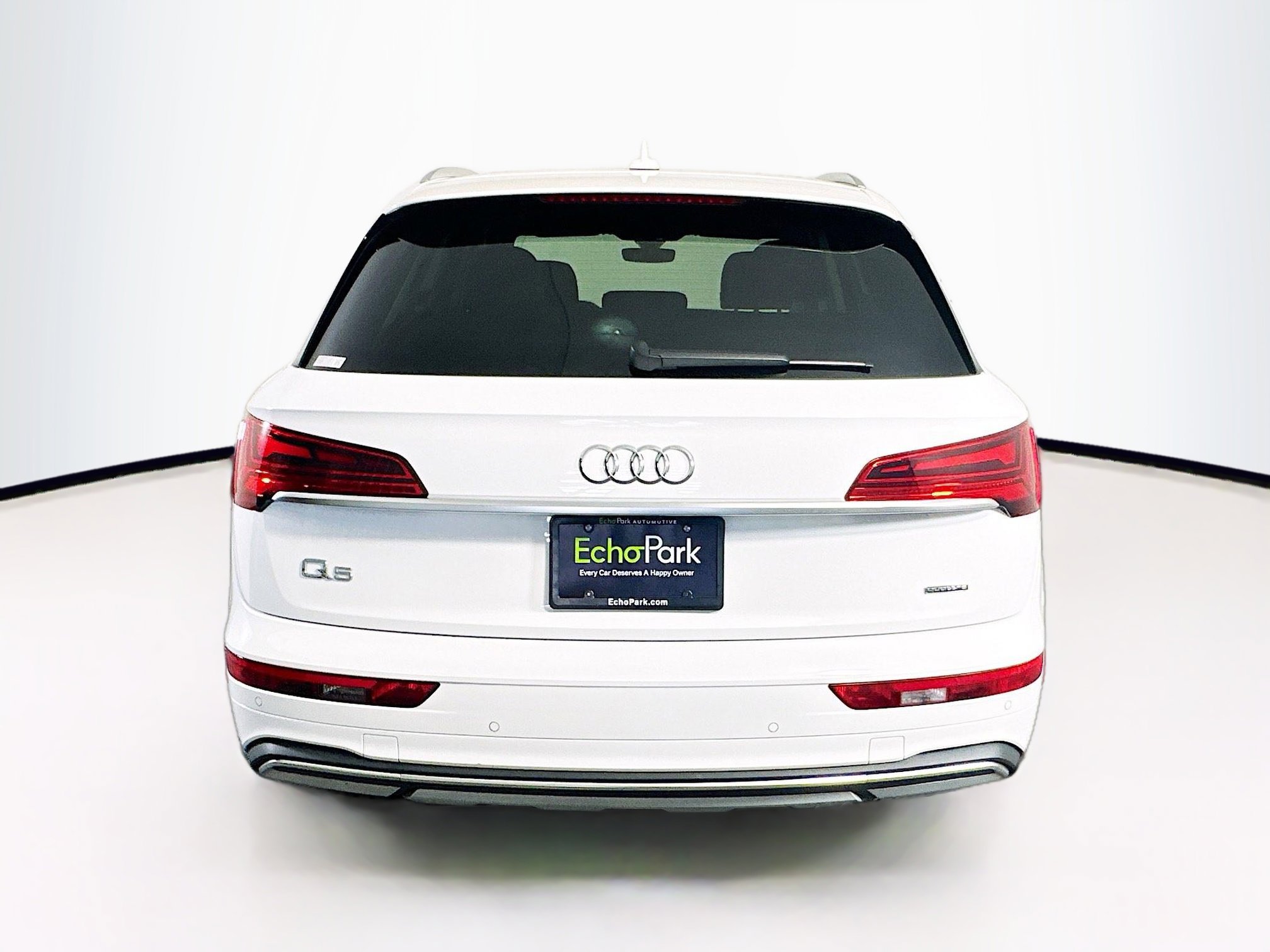 Used 2023 Audi Q5 2.0T Premium w/ Convenience Package image 7