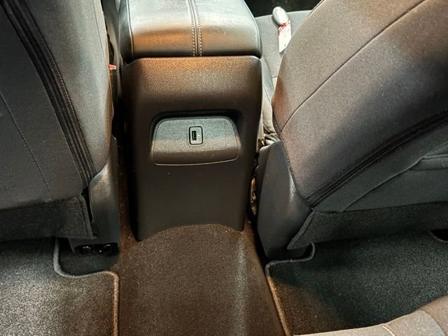 Used 2023 Nissan Sentra SV FWD image 9