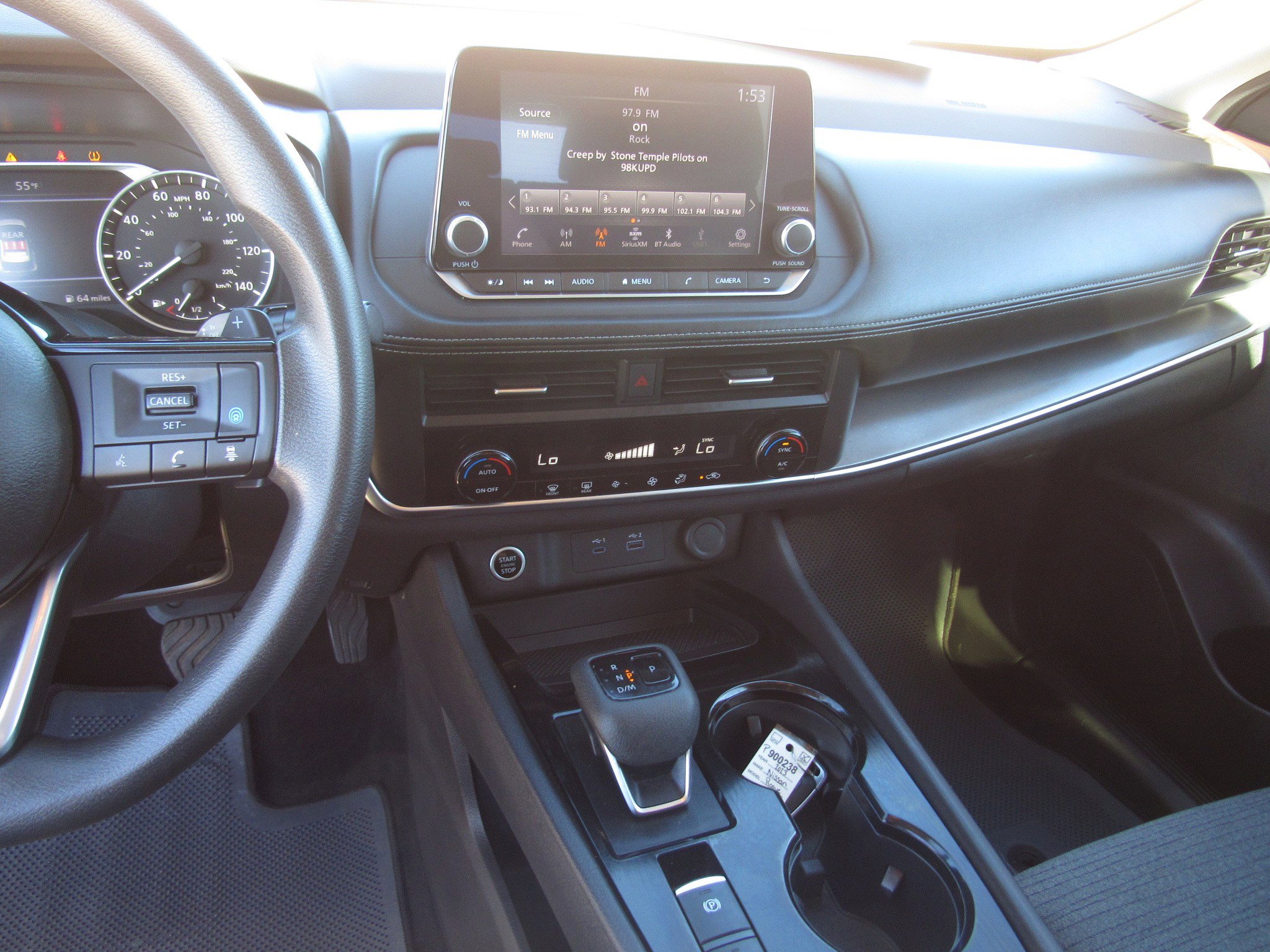 Used 2023 Nissan Rogue SV image 17