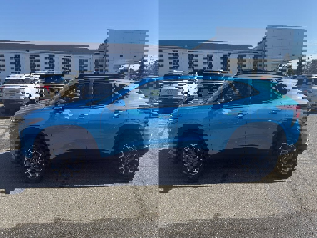 New 2026 Chevrolet Trax LT w/ Driver Confidence Package image 3