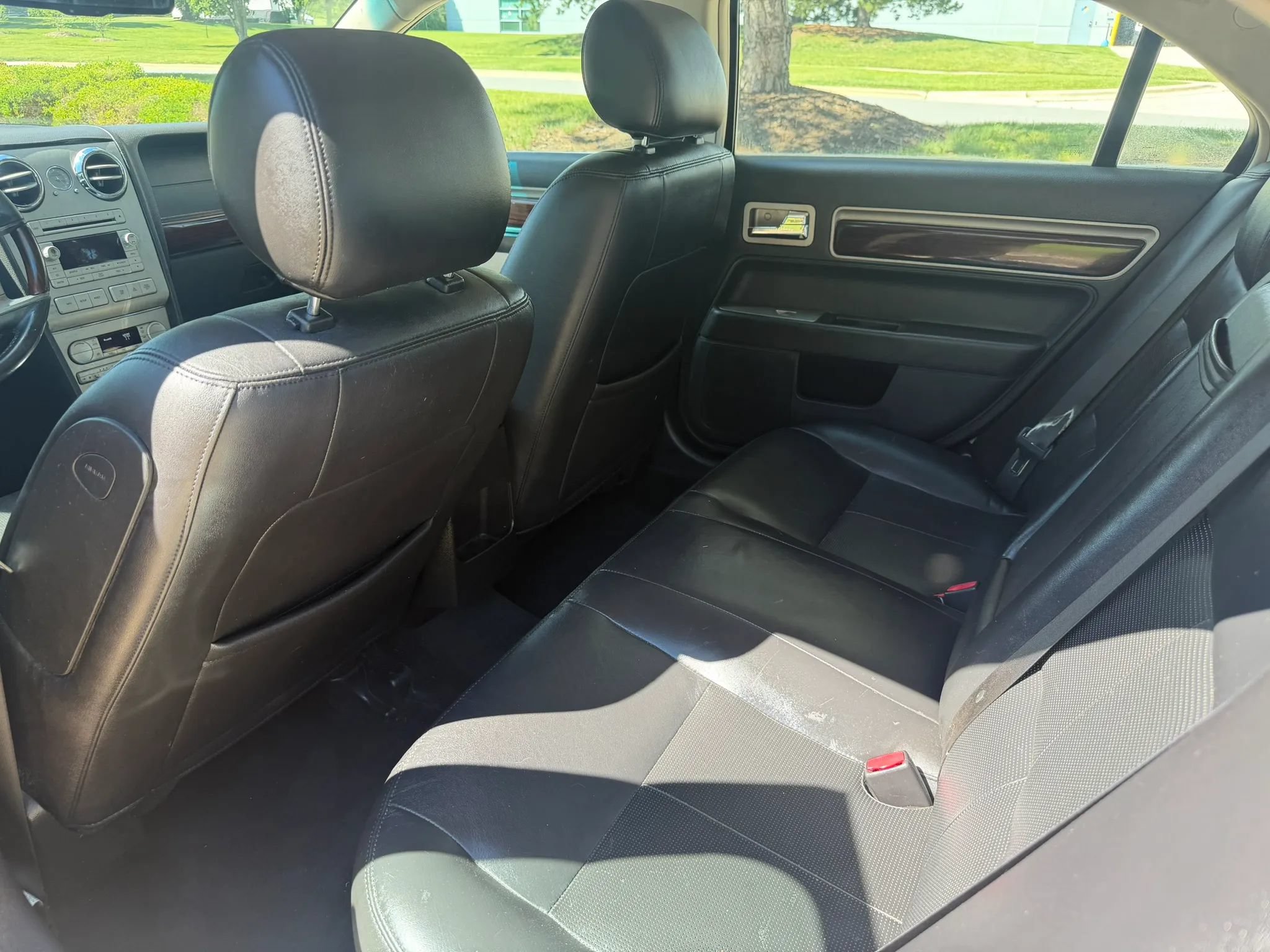 Used 2006 Lincoln Zephyr FWD image 16