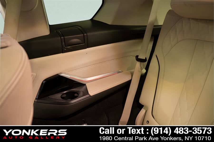 Used 2022 BMW X7 xDrive40i w/ Executive Package image 47