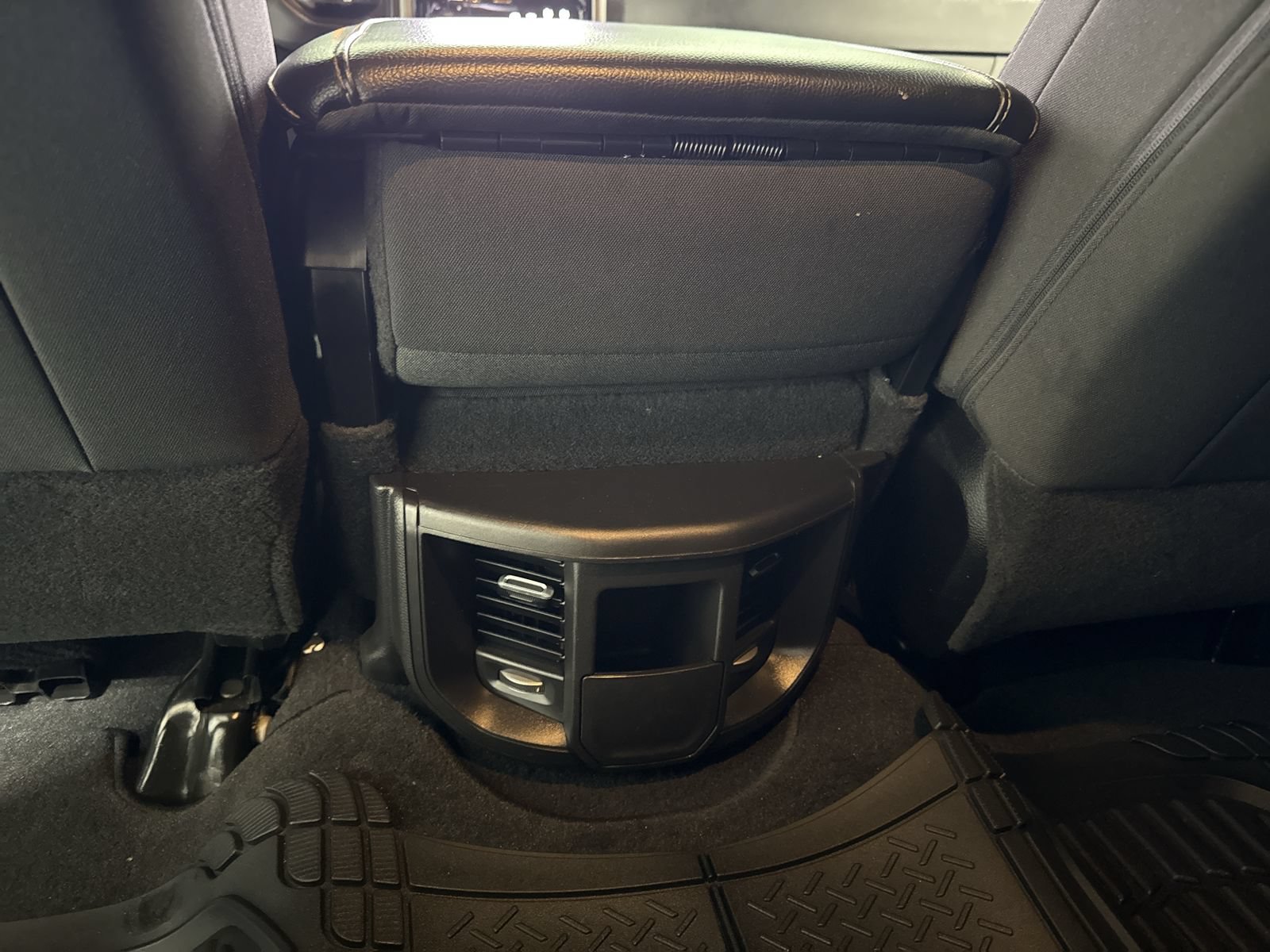 Used 2025 RAM 3500 Tradesman AWD/4WD image 22