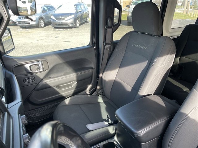 Used 2019 Jeep Wrangler Unlimited Sahara image 23