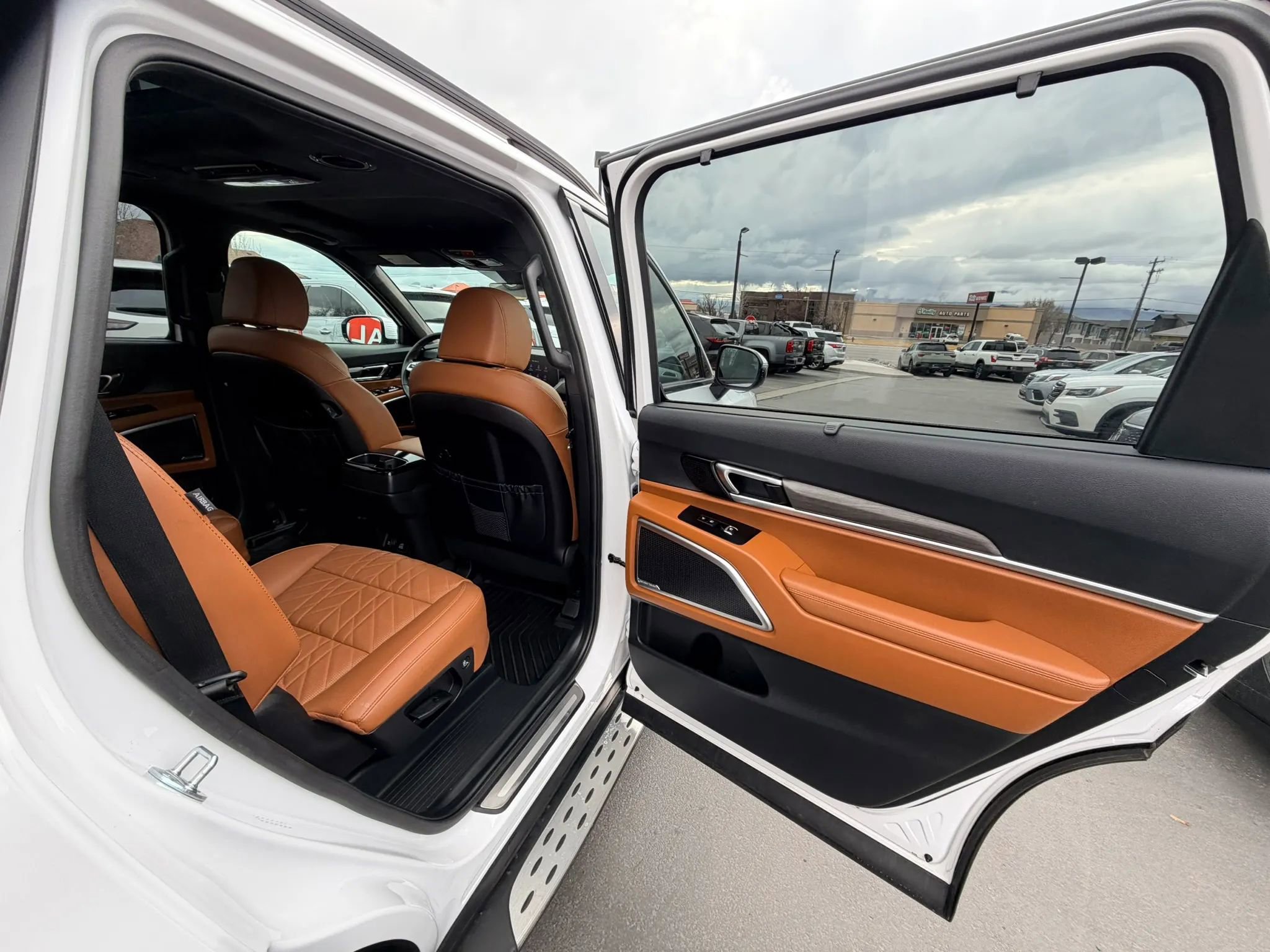 Used 2025 Kia Telluride SX Prestige X-Line image 33