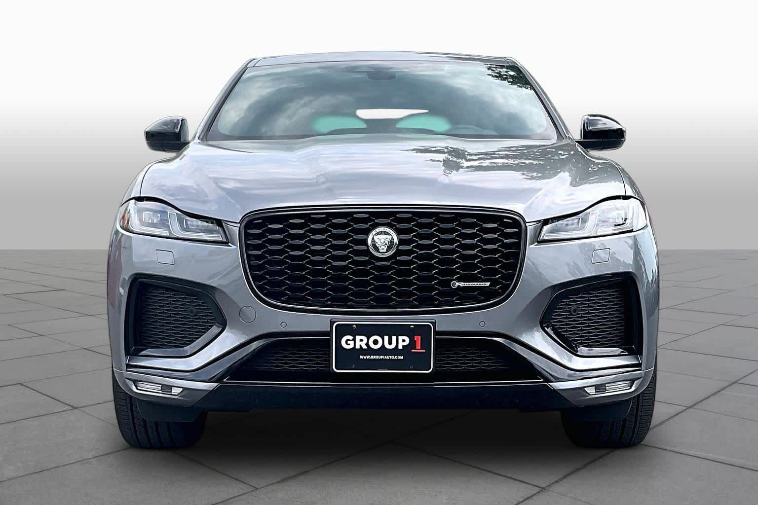 Used 2025 Jaguar F-PACE R-Dynamic S AWD/4WD image 3