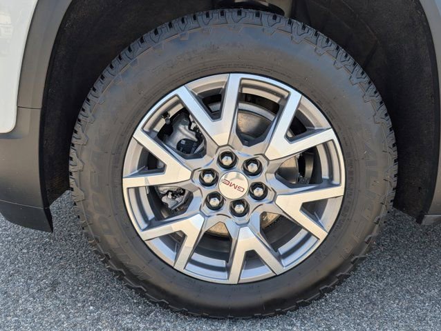 Used 2021 GMC Acadia SLT AWD/4WD image 13