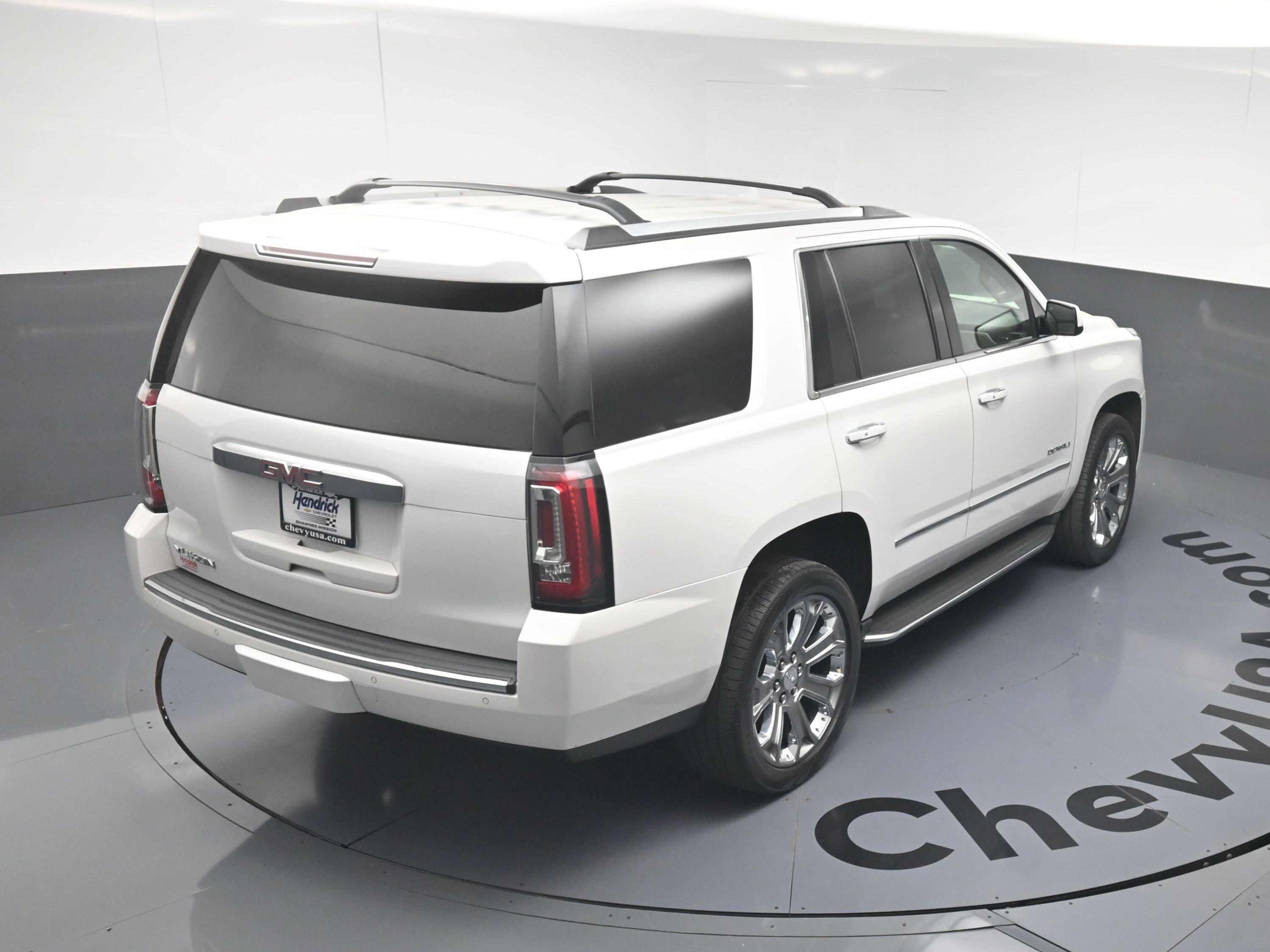 Used 2016 GMC Yukon Denali w/ Open Road Package AWD/4WD image 35
