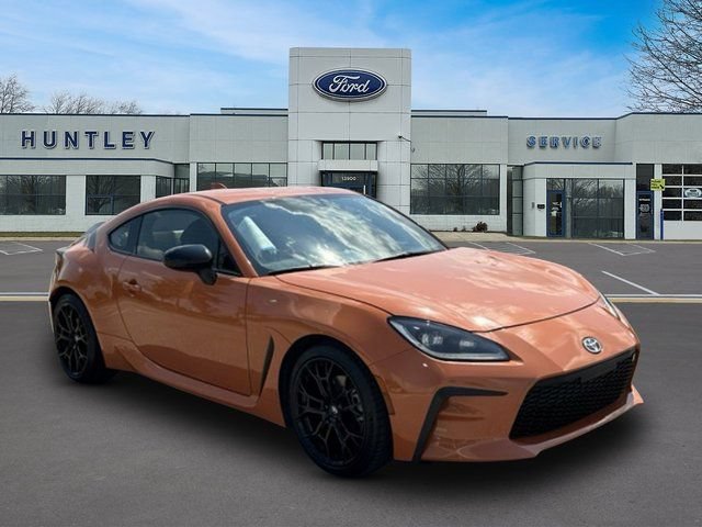 Used 2023 Toyota GR86 10th Anniversary SE RWD image 4