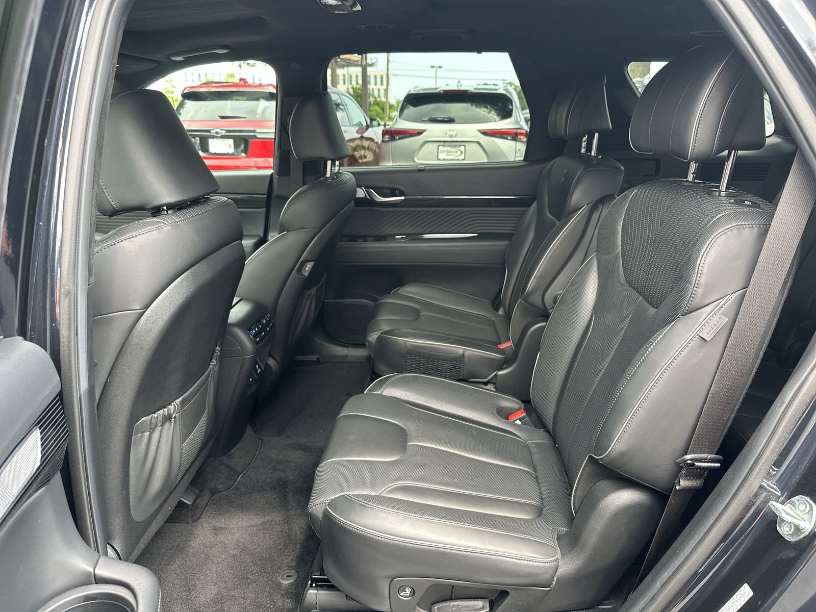 Used 2024 Hyundai Palisade Calligraphy FWD image 31