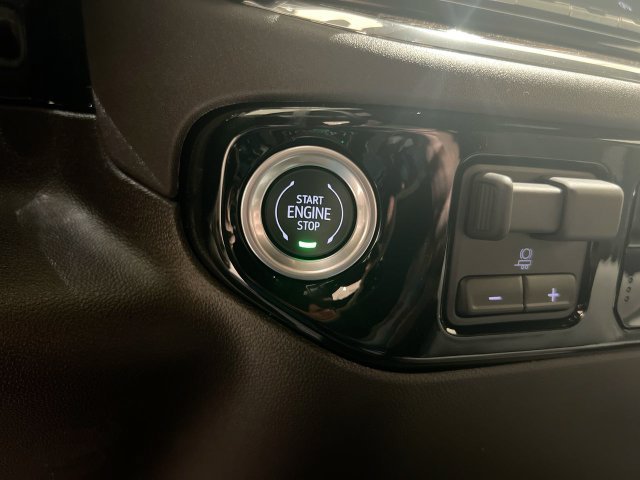Used 2024 GMC Sierra 1500 SLE AWD/4WD image 8