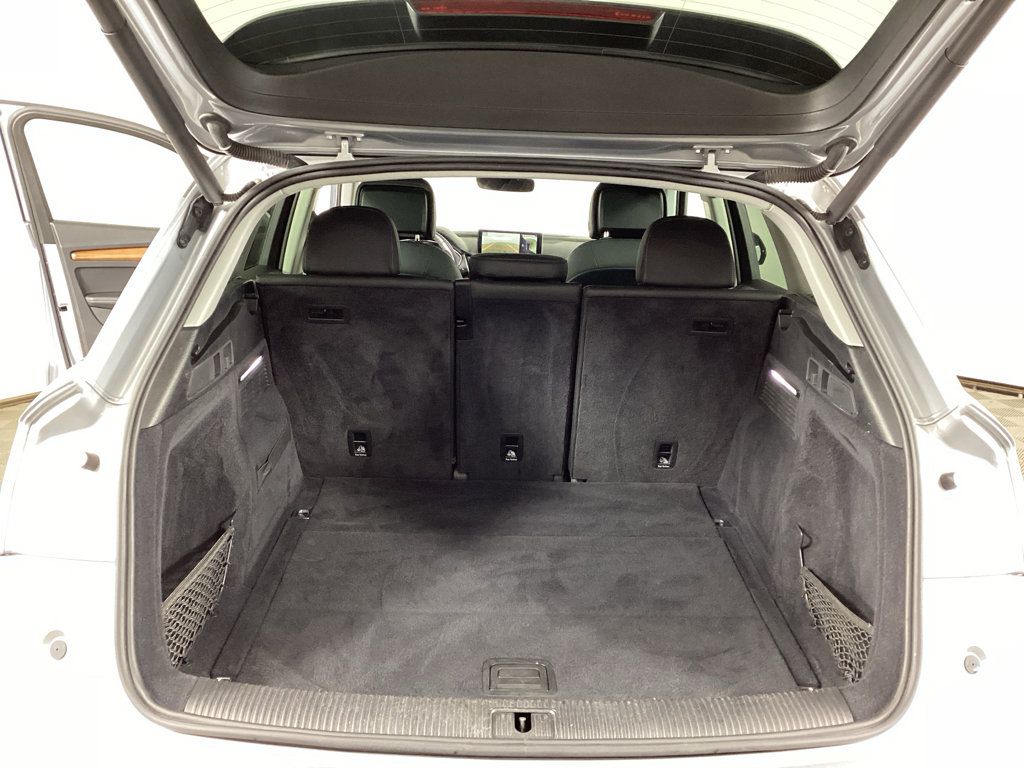 Used 2021 Audi Q5 Premium Plus image 33