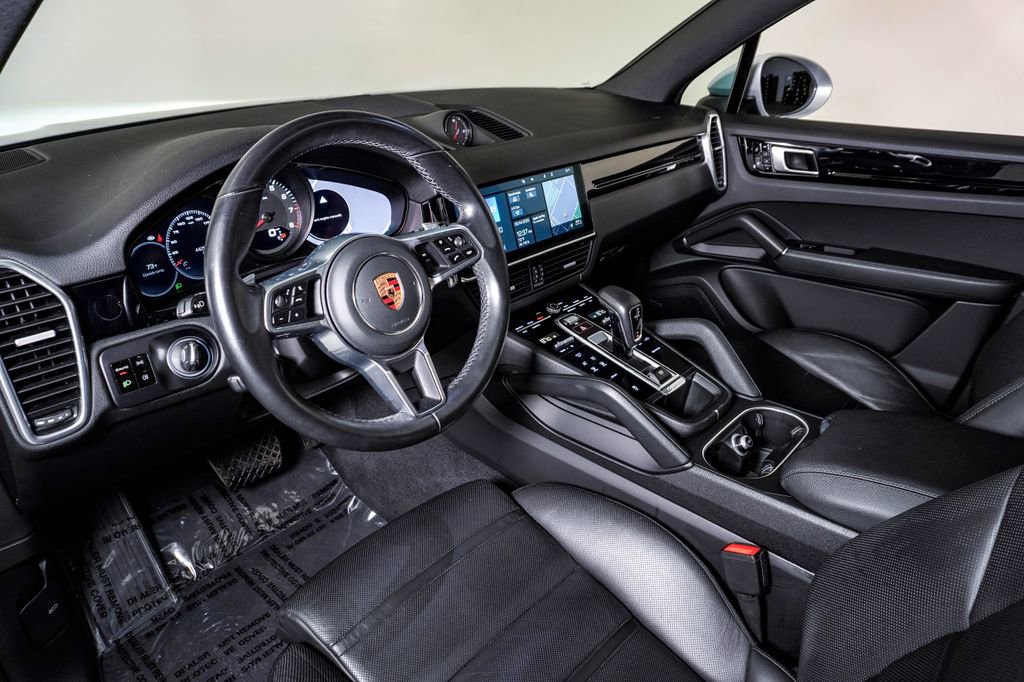 Certified 2020 Porsche Cayenne AWD/4WD image 4