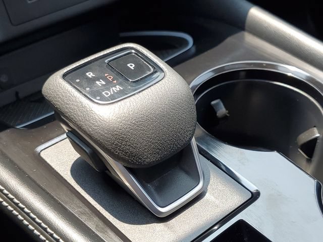 Used 2024 Nissan Rogue Platinum AWD/4WD image 25