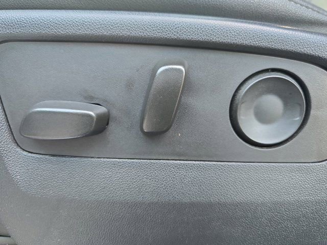 Used 2022 Chevrolet Silverado 1500 LTZ w/ LTZ Premium Package image 29