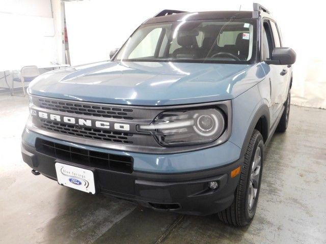 Used 2022 Ford Bronco Sport Badlands image 8