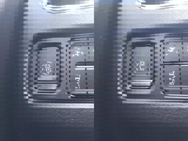 Used 2023 GMC Yukon AT4 image 31