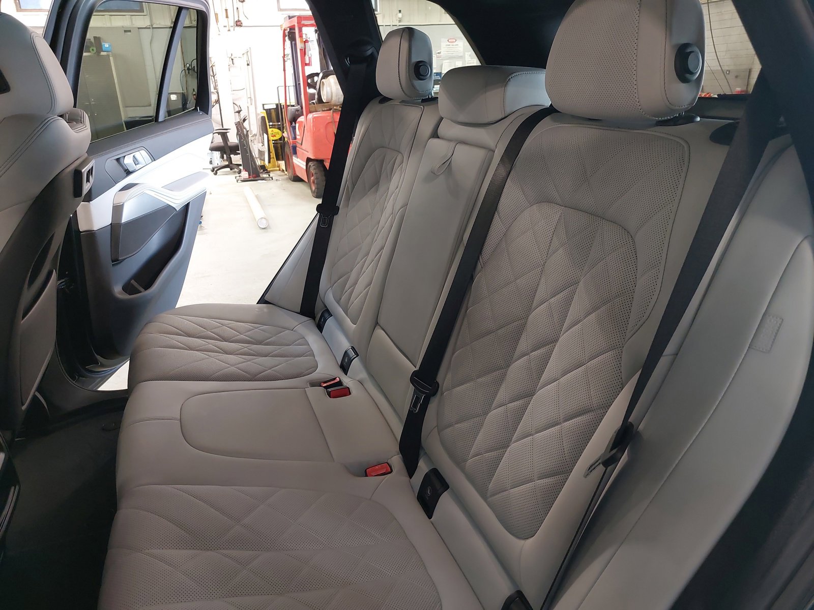 Used 2023 BMW X5 sDrive40i w/ Premium Package image 15