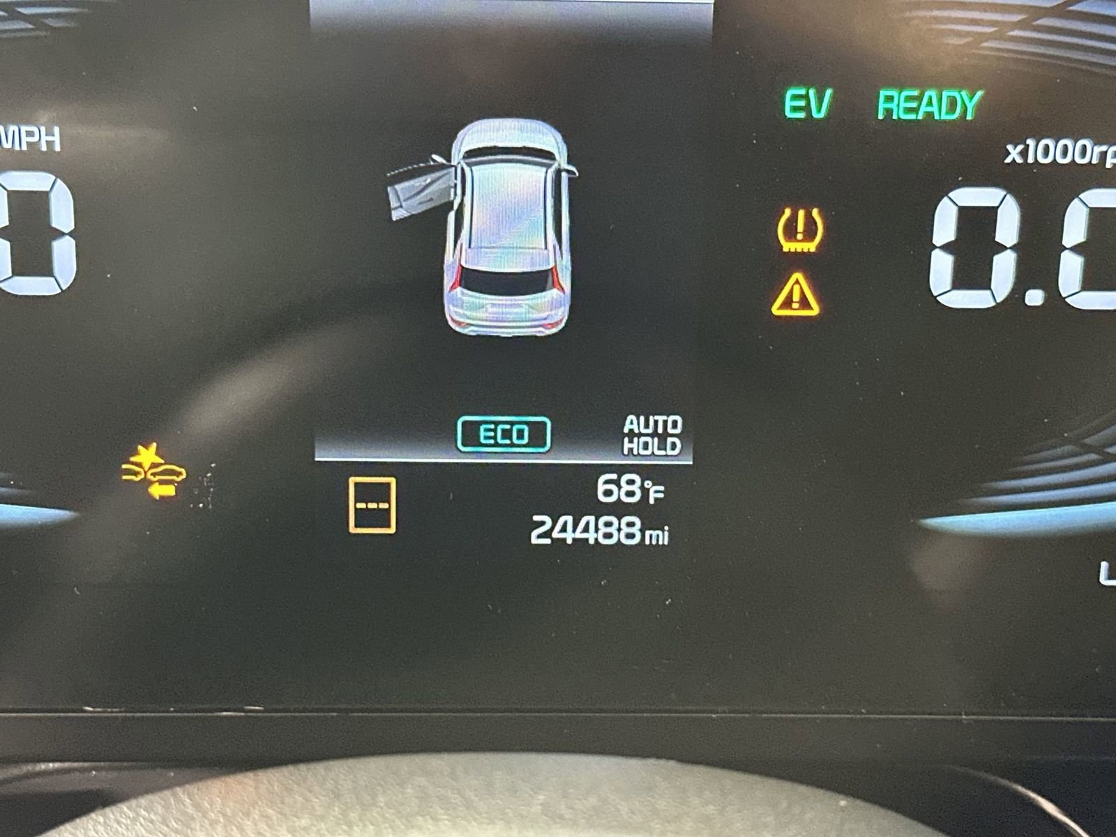 Used 2025 Kia Niro LX image 15