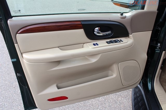 Used 2004 GMC Envoy SLT AWD/4WD image 6