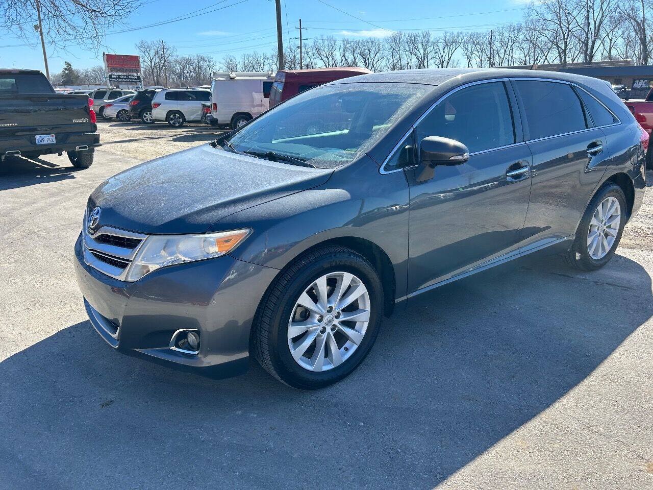 Used 2013 Toyota Venza XLE w/ XLE Premium Pkg AWD/4WD image 2
