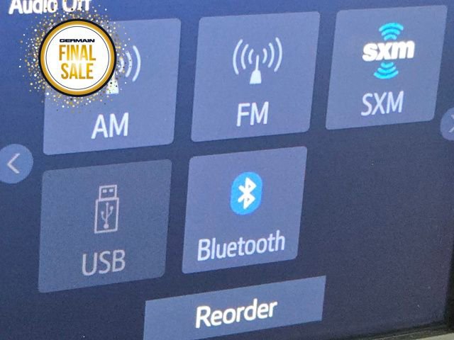 Used 2021 Toyota RAV4 XLE image 30