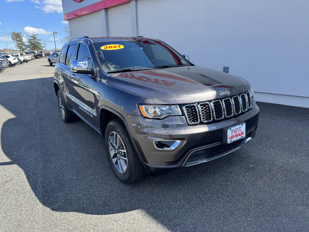 Used 2021 Jeep Grand Cherokee Limited w/ Sun & Sound Group image 4