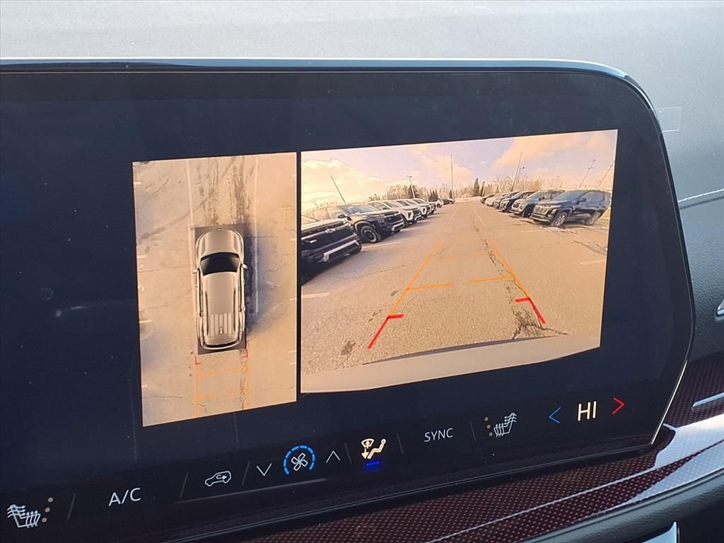 New 2026 Chevrolet Traverse Z71 w/ Driver Confidence Package image 21