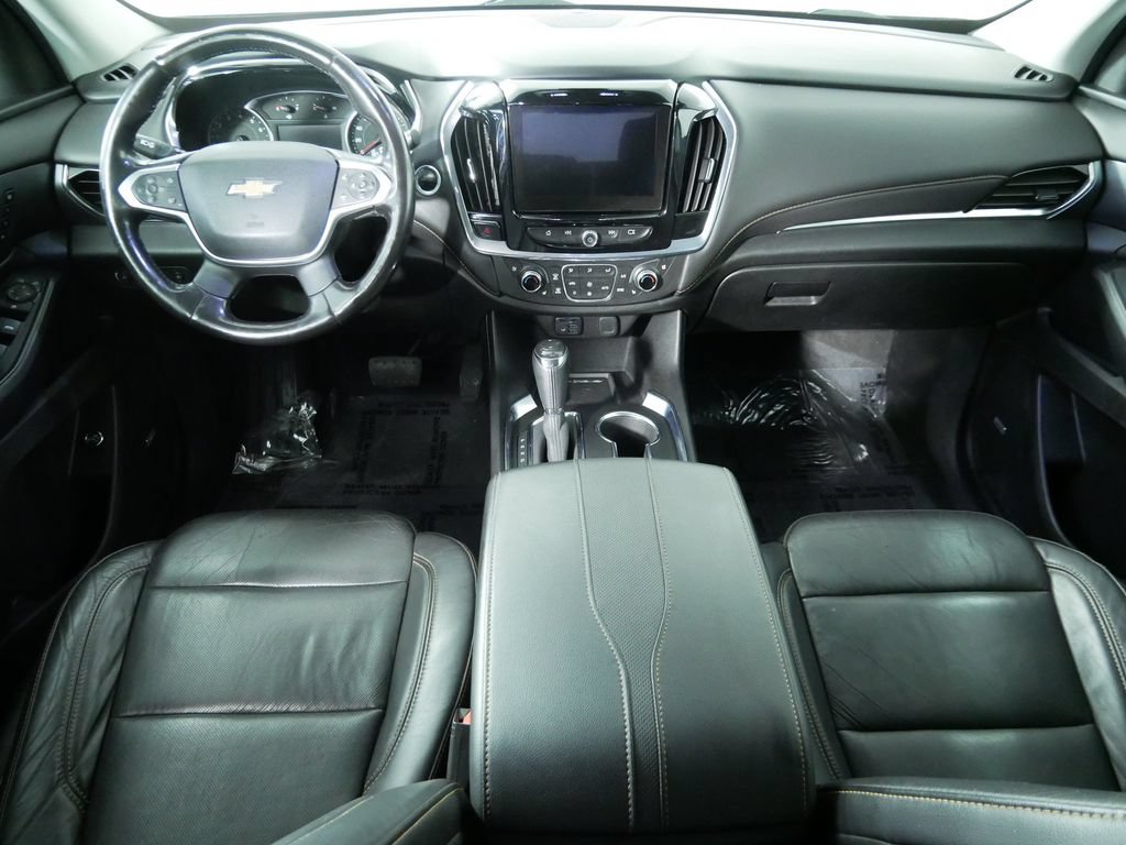 Used 2020 Chevrolet Traverse Premier AWD/4WD image 19
