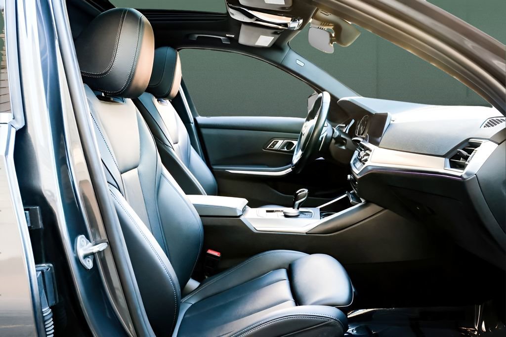 Used 2022 BMW 330i Sedan image 23