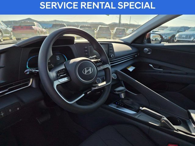 Certified 2026 Hyundai Elantra SE FWD image 18