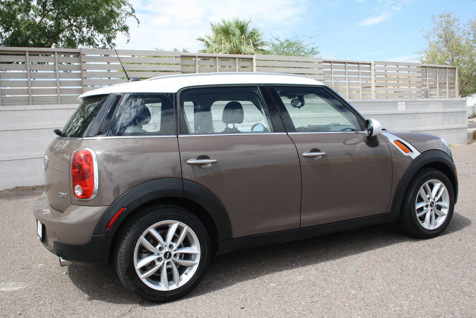 Used 2013 MINI Cooper Countryman FWD image 4