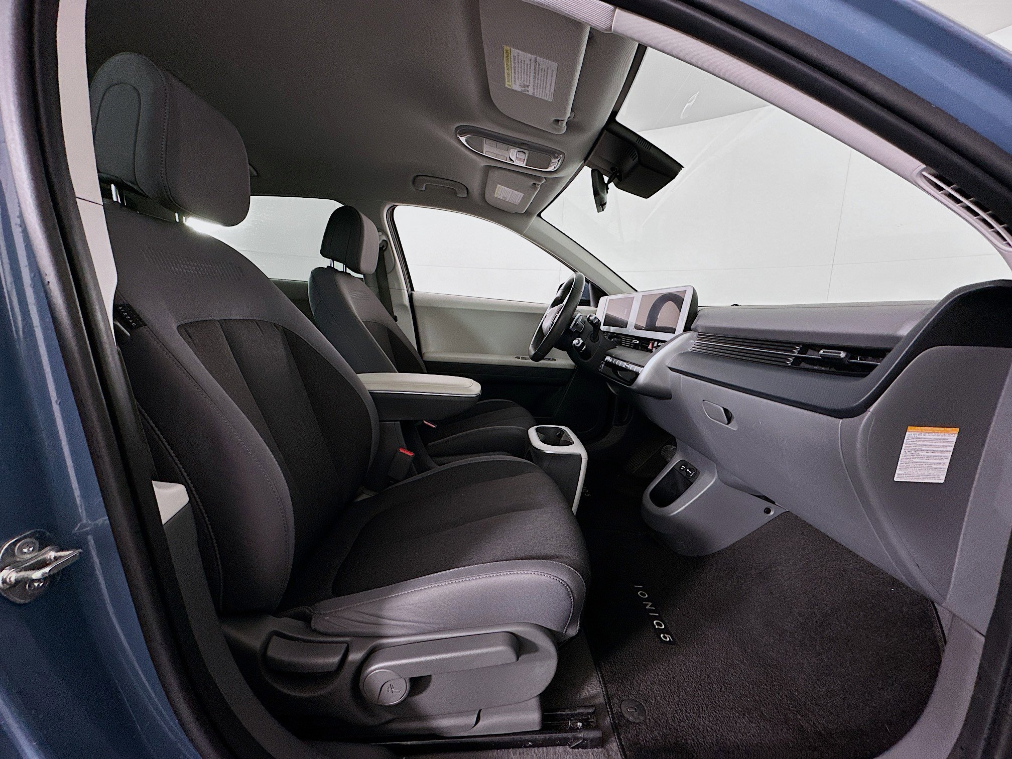 Used 2024 Hyundai Ioniq 5 SE image 30