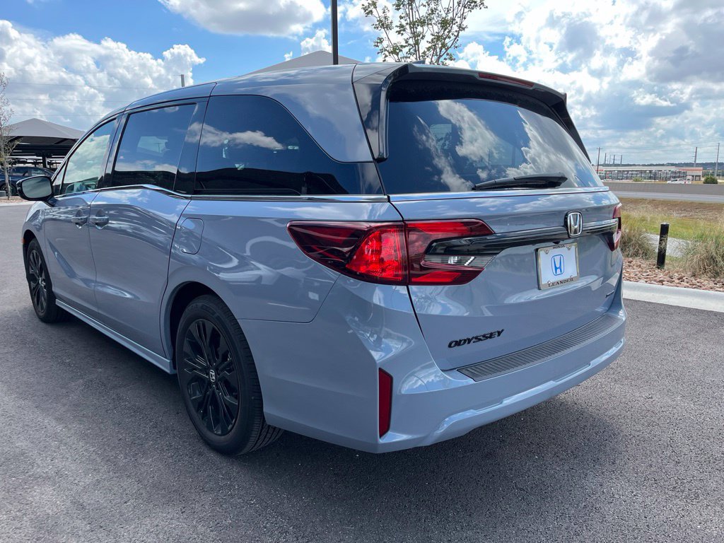 Certified 2026 Honda Odyssey Sport-L image 6