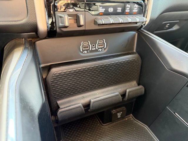 Used 2024 RAM 3500 Laramie AWD/4WD image 33