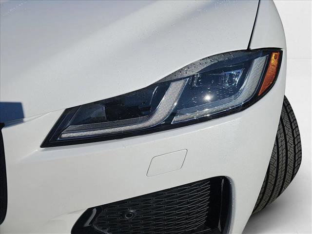 New 2025 Jaguar F-PACE R-Dynamic S image 30