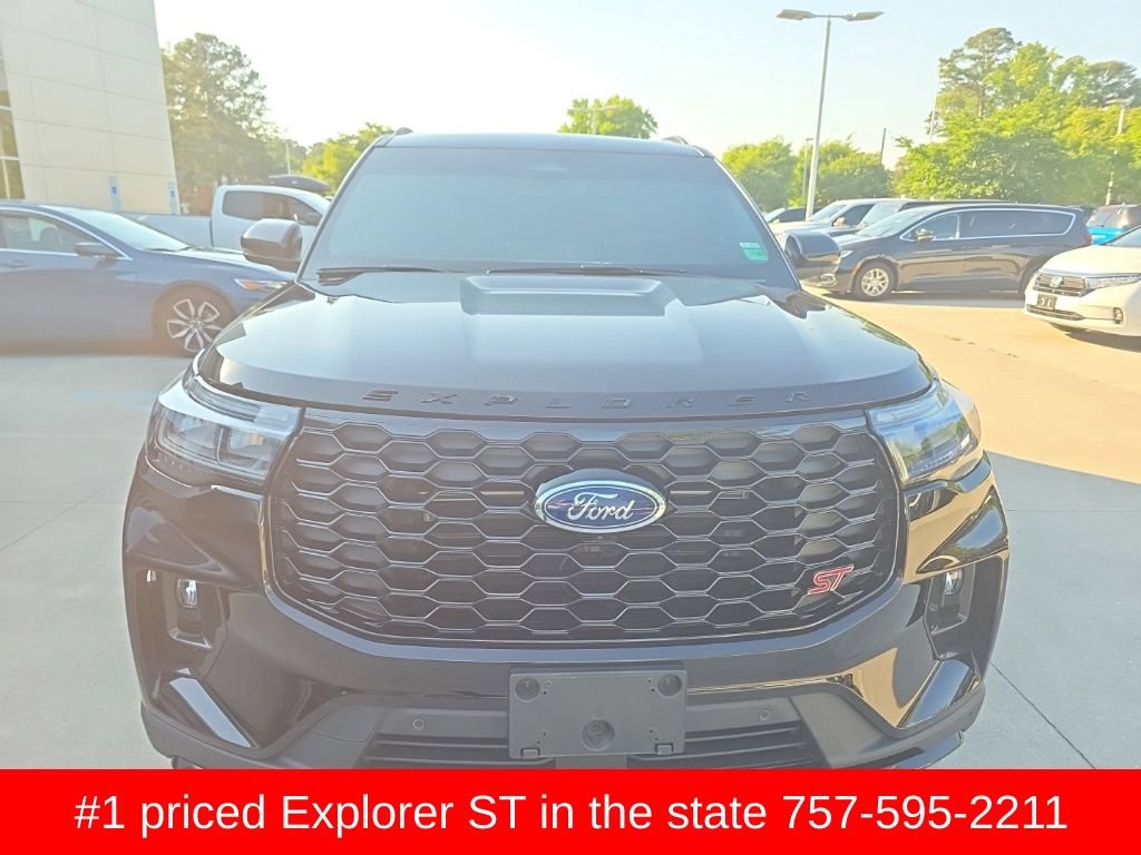 Used 2026 Ford Explorer ST w/ Sun And Sound Package AWD/4WD image 3